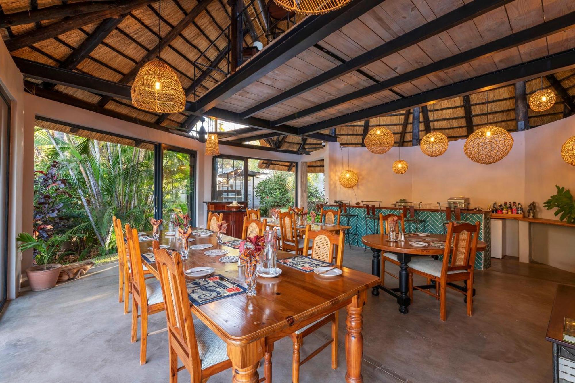 Hornbill Lodge Kariba Buitenkant foto
